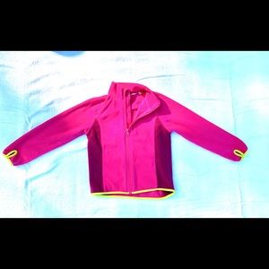 Super comfy H&M sweater for girls!